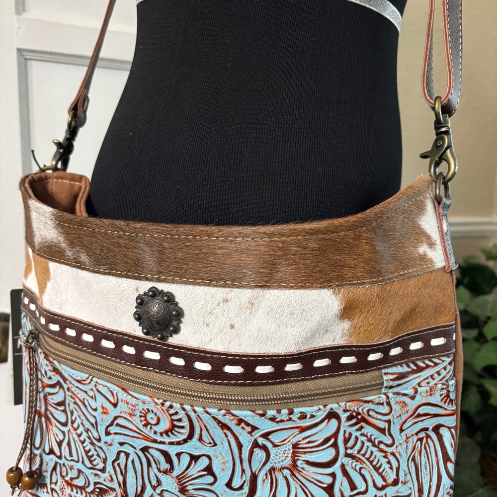 Myra Peridot Crossbody/Shoulder Hairon Leather Canvas Bag - Picture 11 of 16